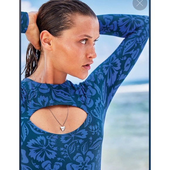 NWOT MIKOH Lunar White Luau Long Sleeve One-Piece Bathing Suit - Picture 2 of 4